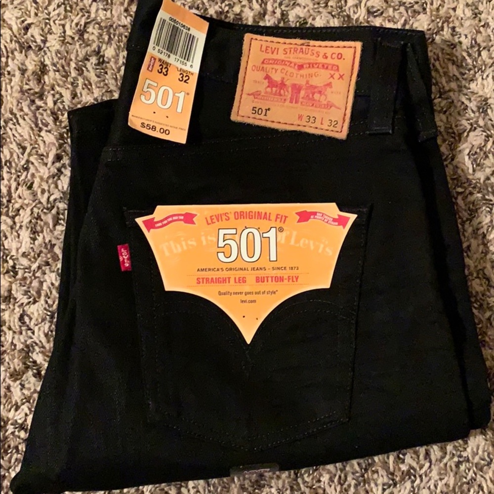 Levi’s 501 Jeans in men’s Size 33x32